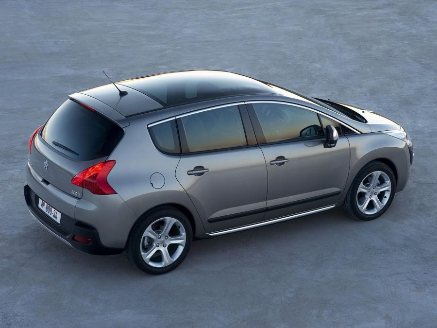  Peugeot 3008 2010 года  (фото 18 из 148)